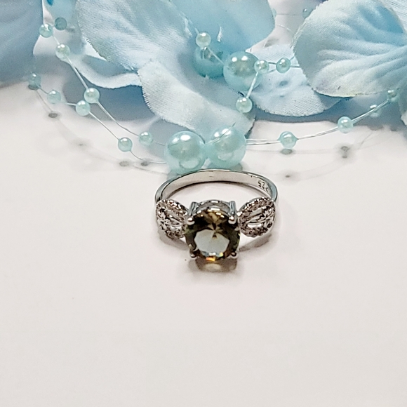 Naturally Color Changing Zultanite Silver Rings - Picture 4 of 6